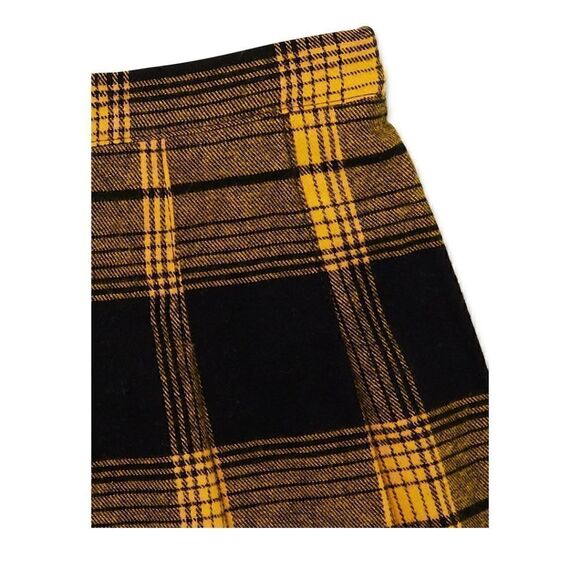 Nwt Flanel Plaid Skirt and long sleeve top set - Picture 4 of 6